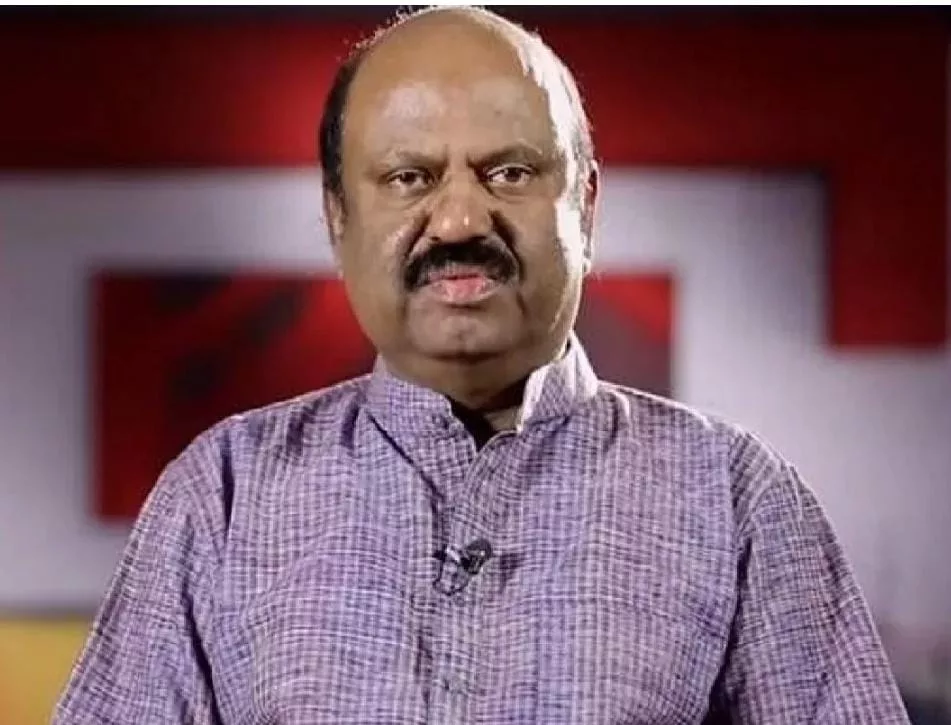 C. V. Ananda Bose : বসে নয়, পঞ্চায়েতের ২৪ ঘণ্টা আগেও গ্রাউন্ড জিরোতে রাজ্যপাল বোস, গন্তব্য মুর্শিদাবাদ - West Bengal News 24