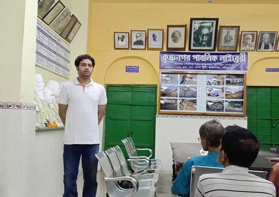কৃষ্ণনগর পাবলিক লাইব্রেরীতে দ্বিজেন্দ্রলাল রায়ের ১৬১তম জন্মদিবস উদযাপন - West Bengal News 24