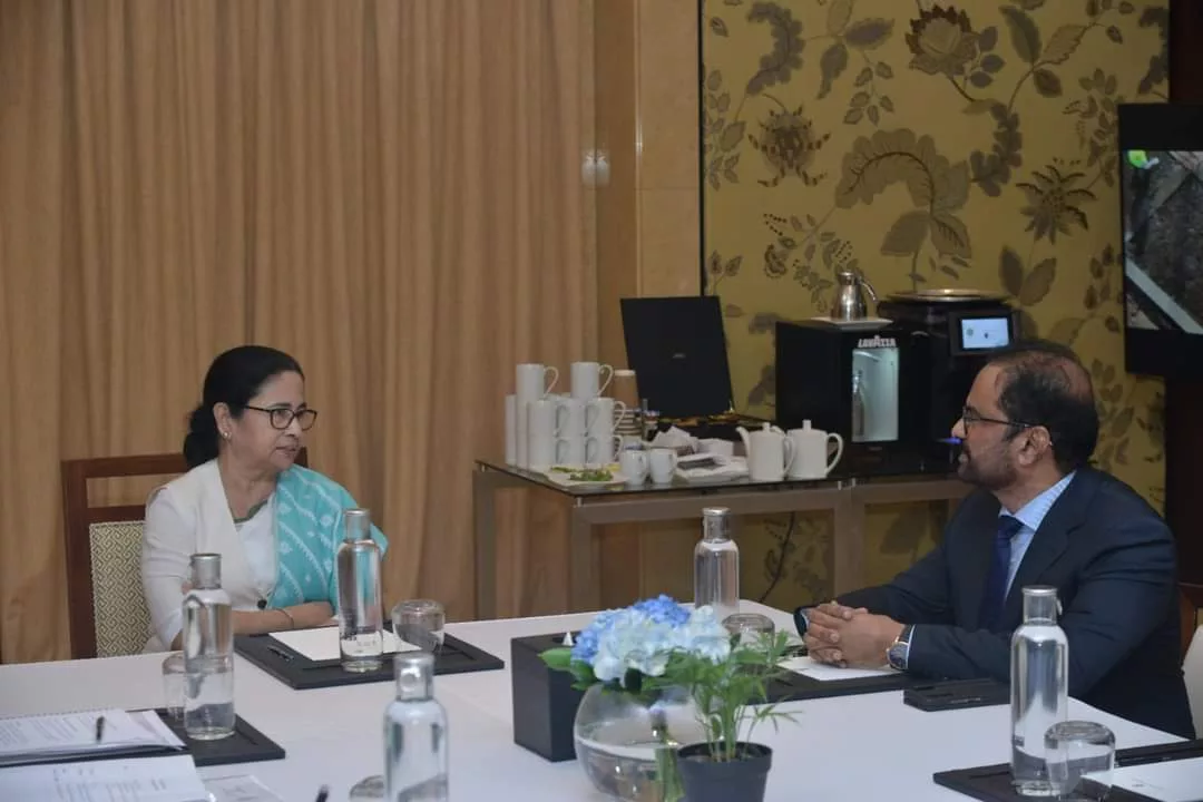 কলকাতায় তৈরি হবে বিশ্বমানের শপিংমল, মুখ্যমন্ত্রীর দুবাই সফরের তাৎপর্যপূর্ণ ইঙ্গিত - West Bengal News 24 কলকাতায় তৈরি হবে বিশ্বমানের শপিংমল, মুখ্যমন্ত্রীর দুবাই সফরের তাৎপর্যপূর্ণ ইঙ্গিত - West Bengal News 24