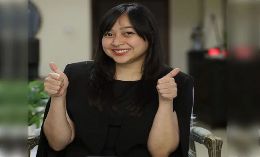 ২৫ বছর ধরে প্রতিমাসে পৌনে আট লাখ টাকা করে পাবেন তরুণী - West Bengal News 24 ২৫ বছর ধরে প্রতিমাসে পৌনে আট লাখ টাকা করে পাবেন তরুণী - West Bengal News 24