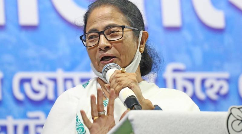 Mamata Banerjee : পড়ুয়াদের অ্যাকাউন্টে দশ হাজার টাকা, উপহার ঘোষণা মুখ্যমন্ত্রী মমতা বন্দ্যোপাধ্যায়ের - West Bengal News 24