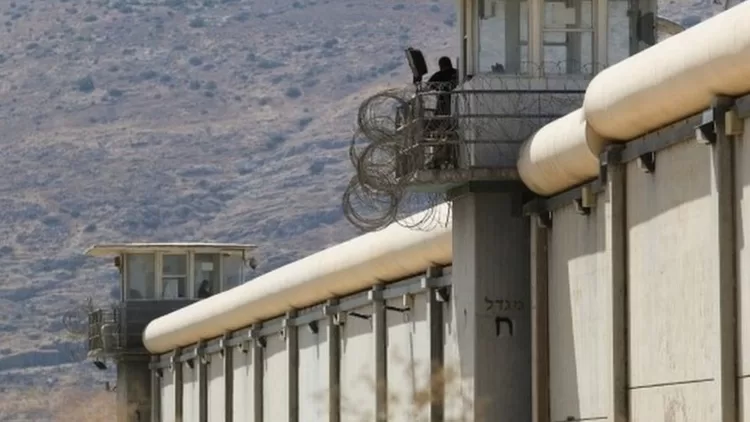 ফিলিস্তিনি বন্দির সঙ্গে যৌন সম্পর্কে জড়িয়েছেন ৫ ইসরায়েলি নারী! - West Bengal News 24