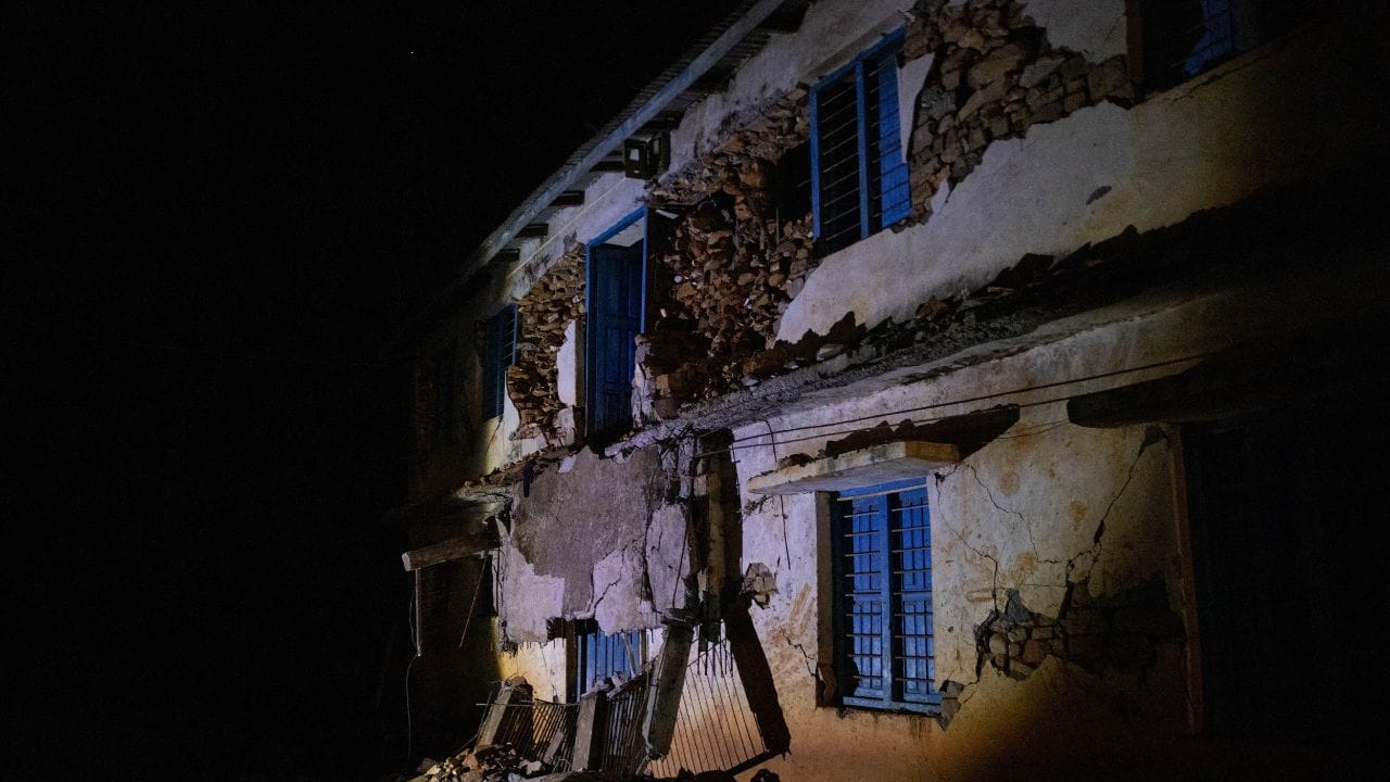 Nepal Earthquake : আবারও আফটার শক, কম্পন নেপালে, রিখটার স্কেলে মাত্রা ৩.৬ - West Bengal News 24