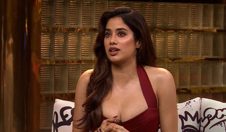 Janhvi Kapoor Beauty Spot : জাহ্নবীর ‘বিউটি স্পট’ দেখার আবদার বলিউড তারকার - West Bengal News 24 Janhvi Kapoor Beauty Spot : জাহ্নবীর ‘বিউটি স্পট’ দেখার আবদার বলিউড তারকার - West Bengal News 24